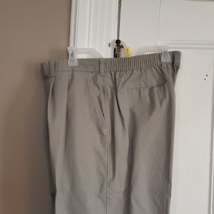Comfortable khakis pants.
